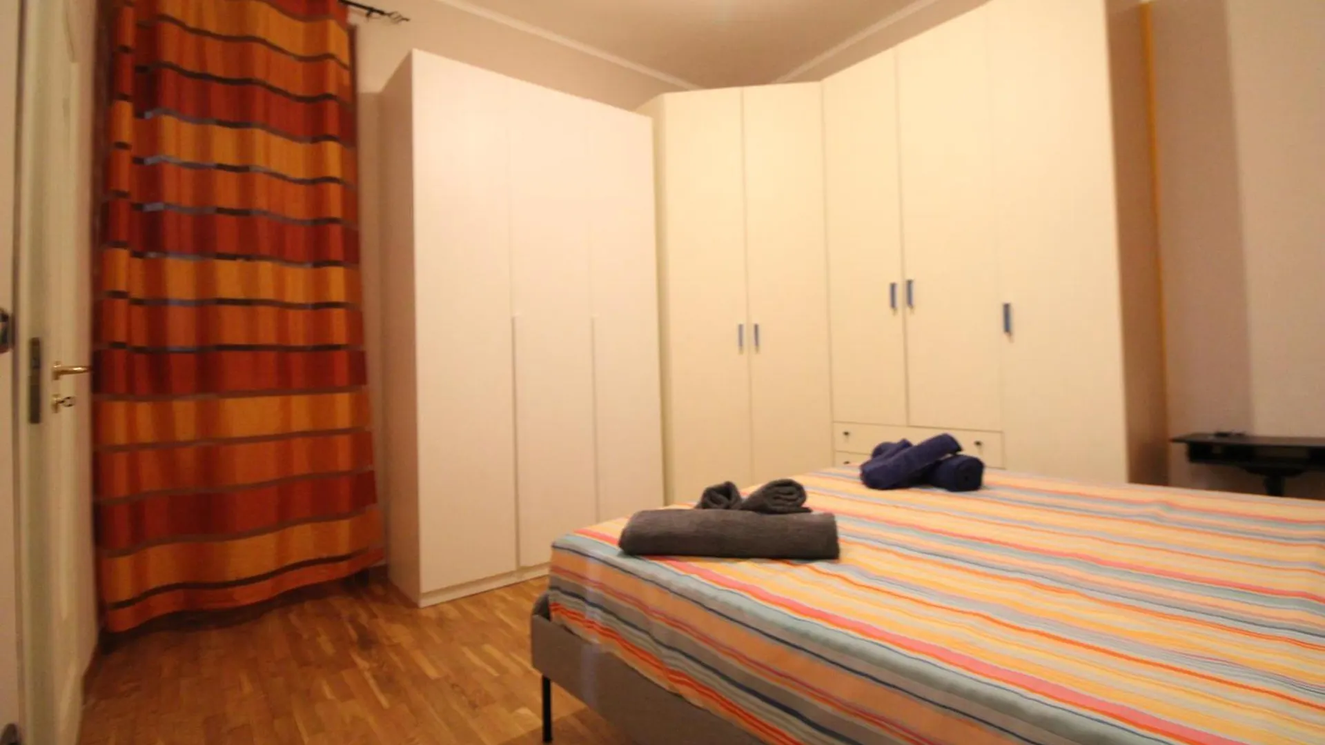 Plebiscito Sweet Home Neapol Włochy