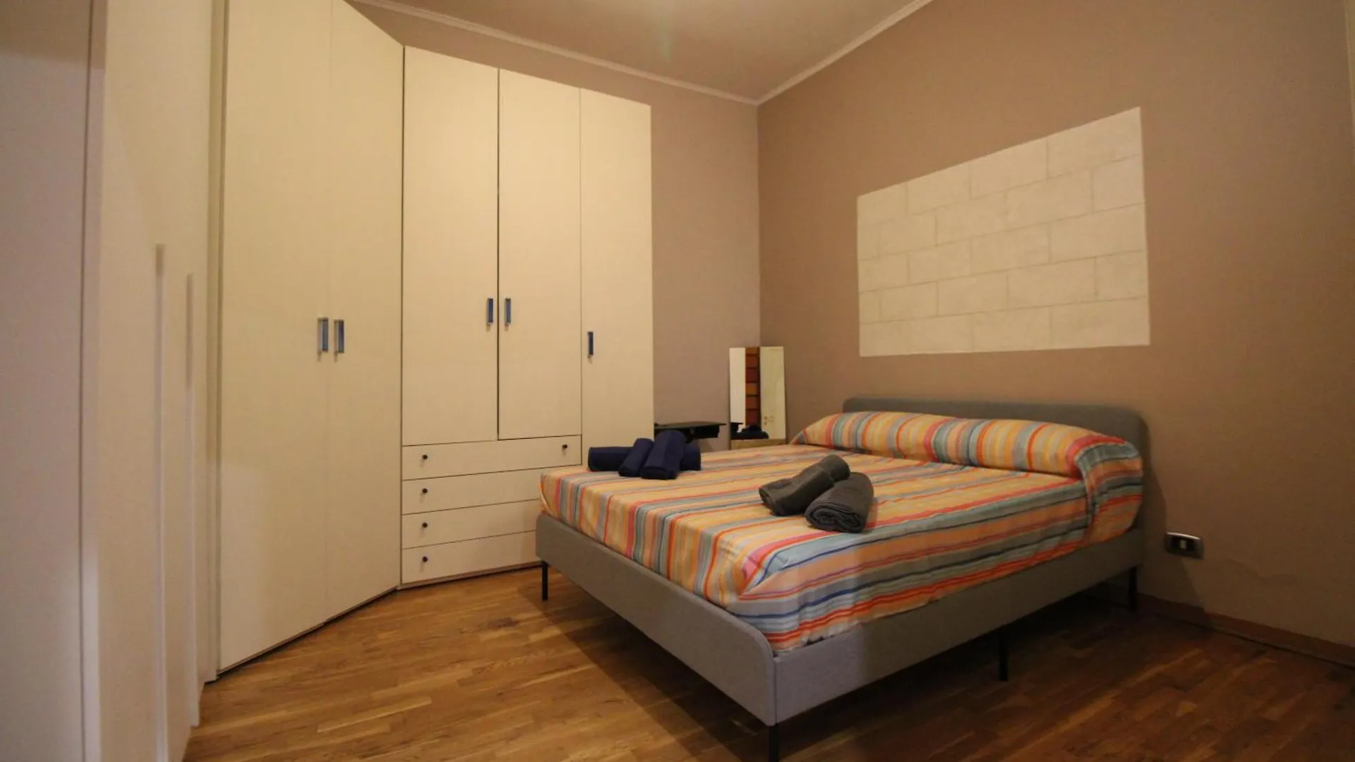 Plebiscito Sweet Home Neapol 0*,  Włochy